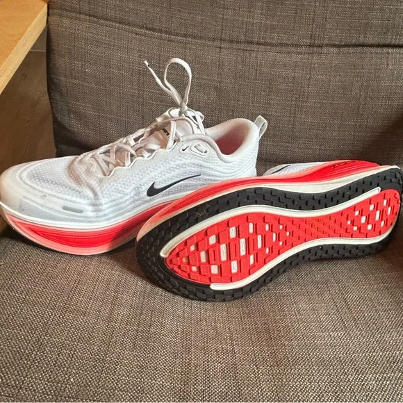 Nike Vomero Plus 12.5 - Picture 2 of 2